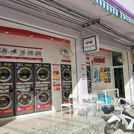 Sure Guesthouse Kamala Beach Exterior foto