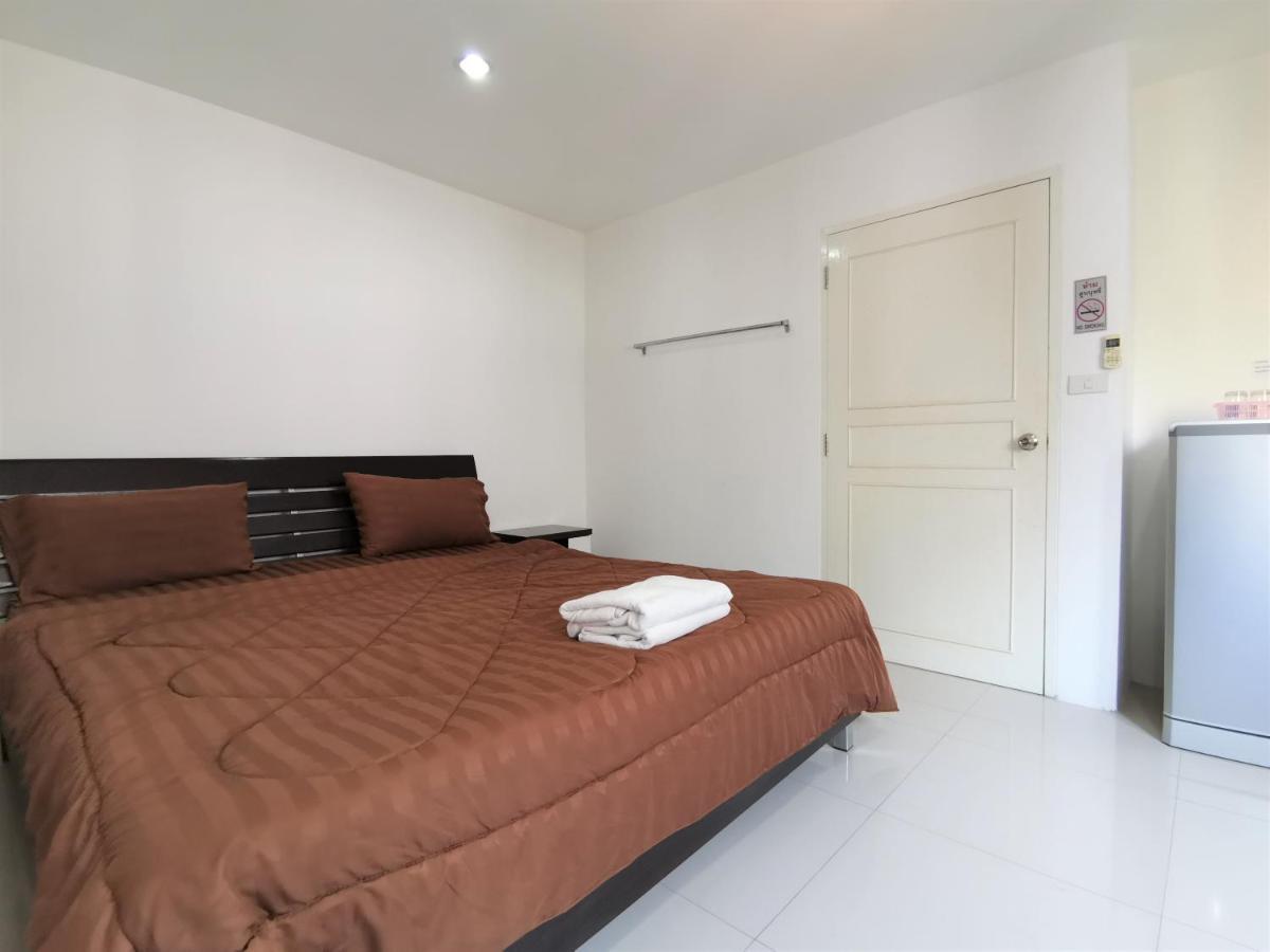 Sure Guesthouse Kamala Beach Exterior foto